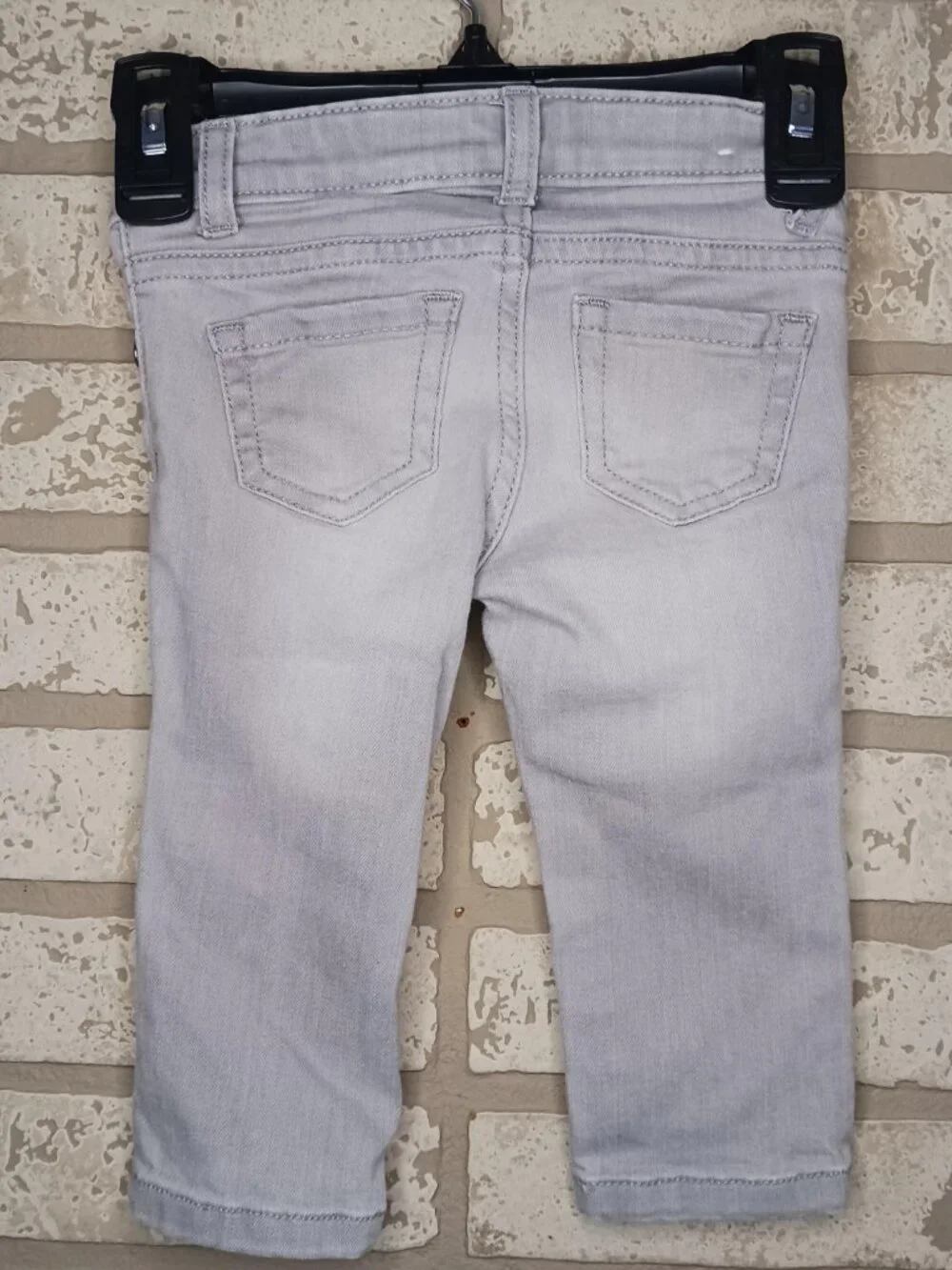 The Childrens Place Girls 12-18M Jegging Pants Jeans Gray Stretch Waist (Read)